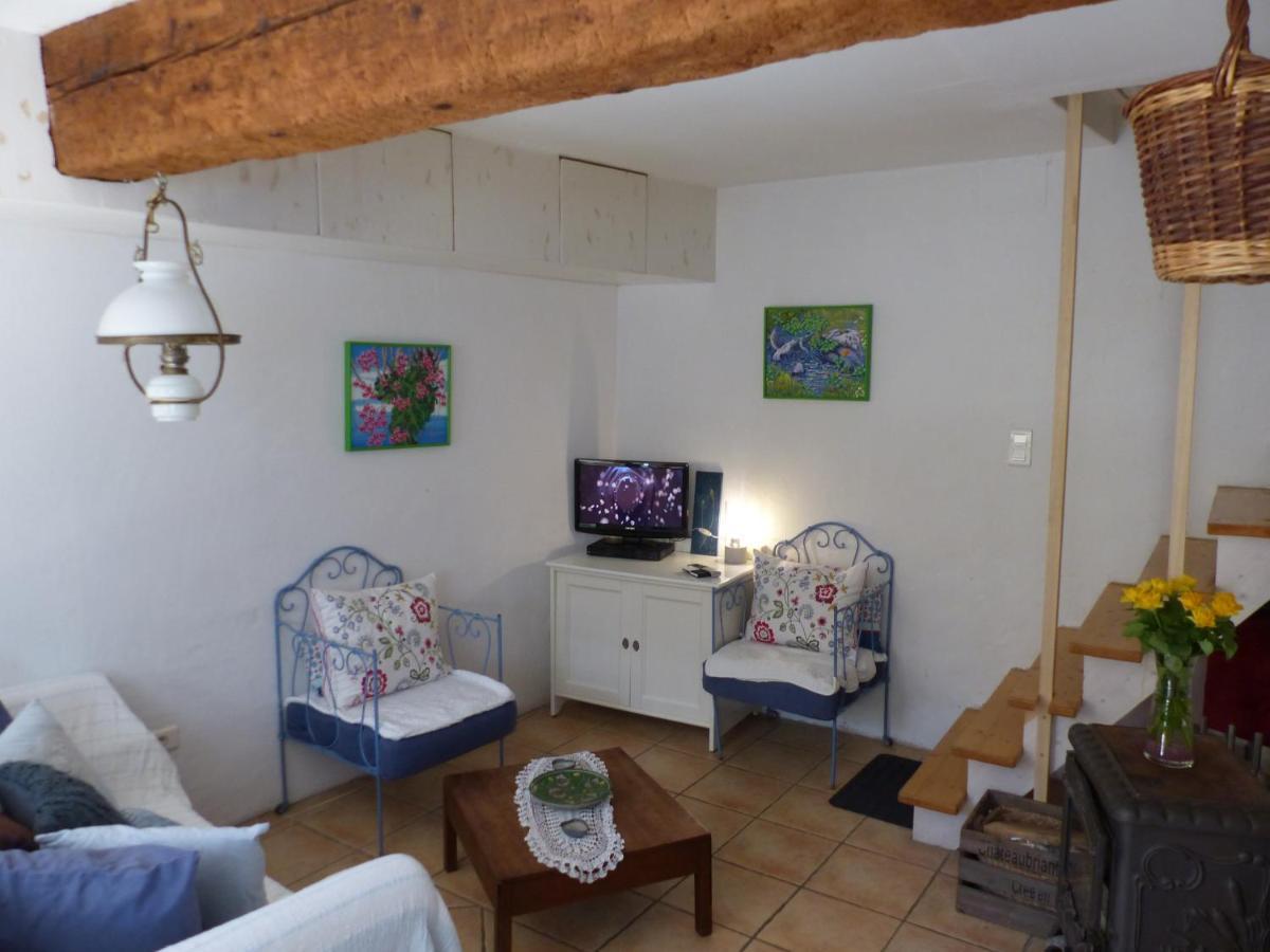 Maison Des Remparts Nichee Sous La Cite 카르카손 외부 사진