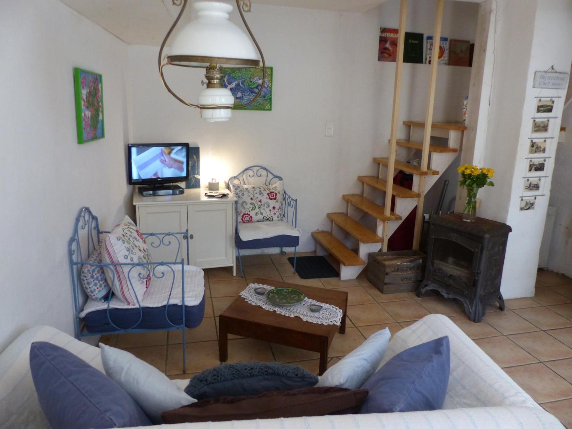 Maison Des Remparts Nichee Sous La Cite 카르카손 외부 사진