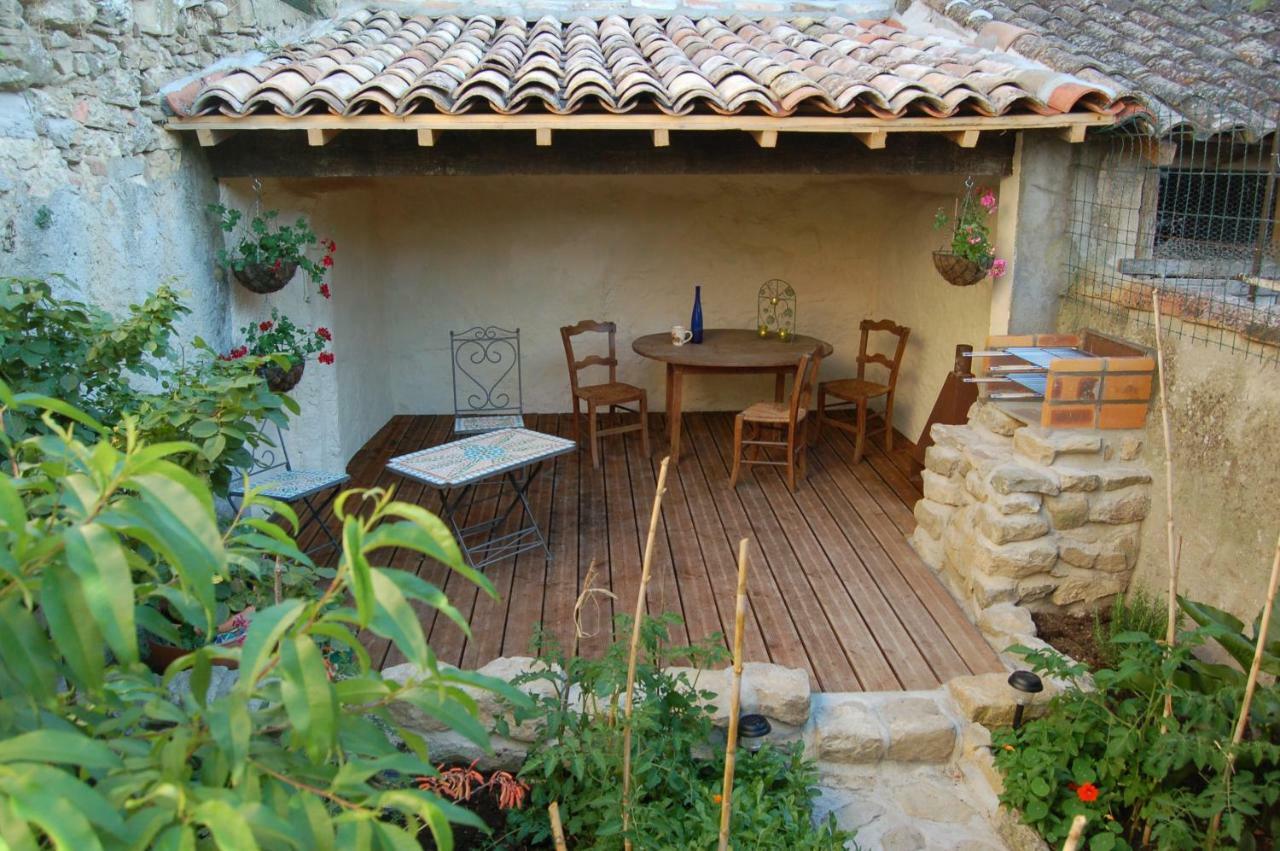 Maison Des Remparts Nichee Sous La Cite 카르카손 외부 사진