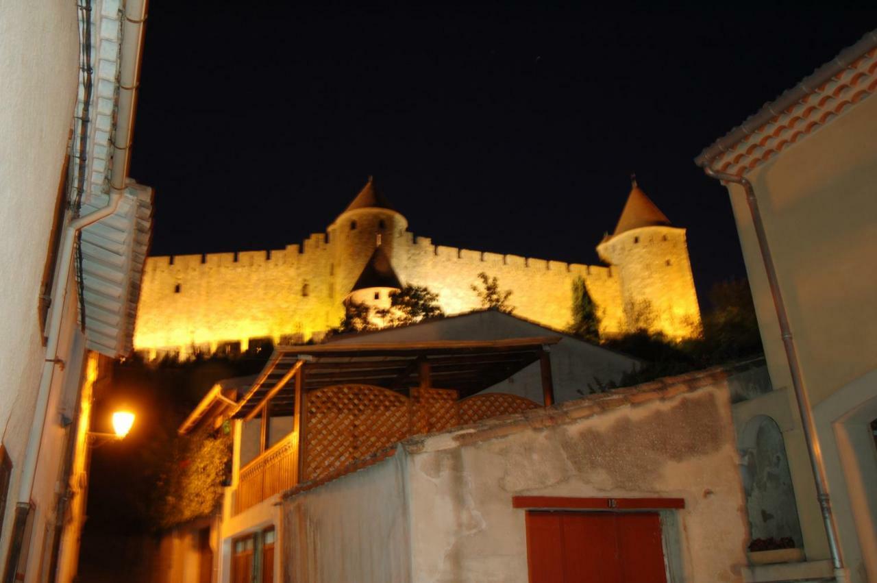 Maison Des Remparts Nichee Sous La Cite 카르카손 외부 사진